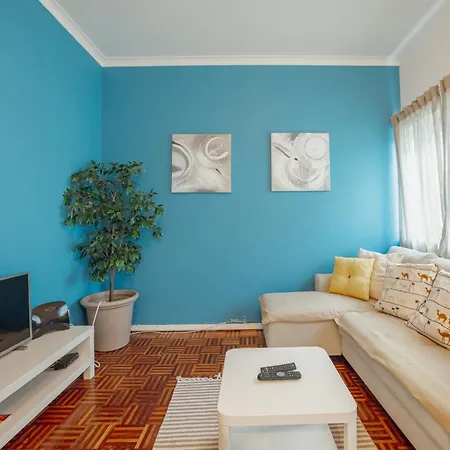 Summer Espinho Flat By Vacationy