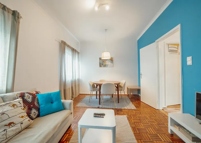 Summer Espinho Flat By Vacationy * Oporto